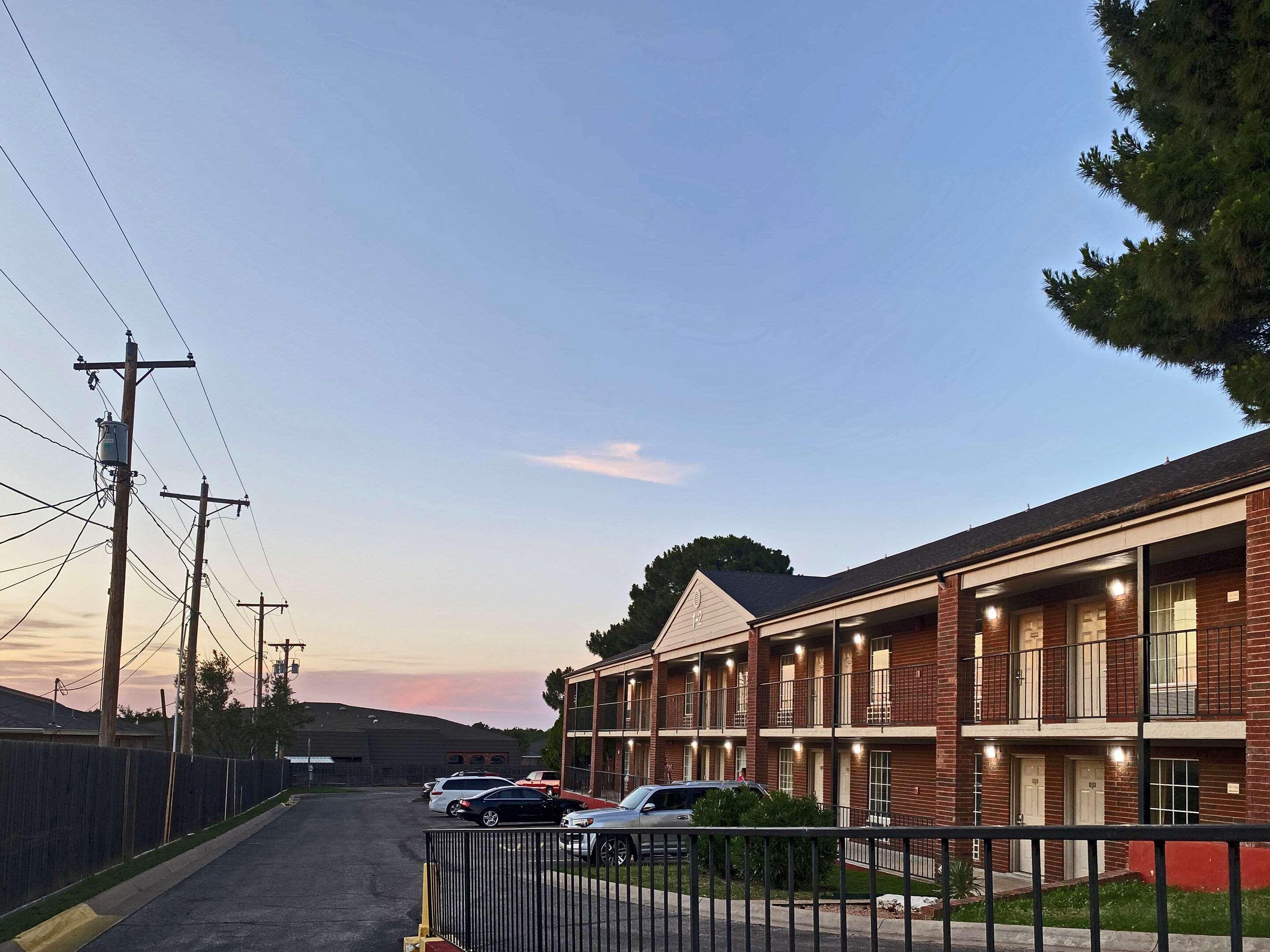 סן אנג'לו Rodeway Inn מראה חיצוני תמונה